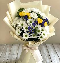 Букет цветов из:  Ирисы, Хризантемы и Розы #REPLACE_PRED# Оржицы