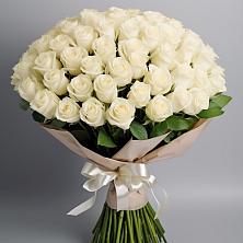 Букет 101 беля роза Белоснежка в Оржицы