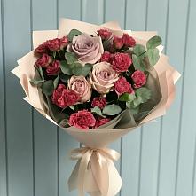 Букет цветов из:  Гвоздики и Розы в Оржицы