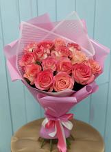 Букет 15 Розовых роз Равель в Оржицы