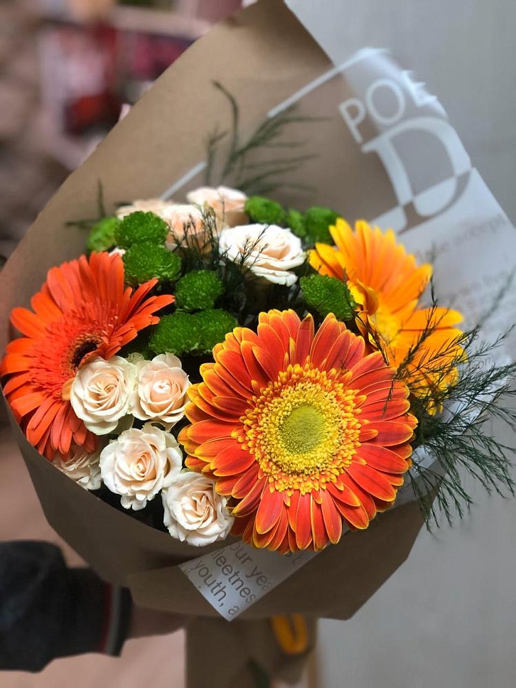Букет цветов из: Герберы, Хризантемы и Розы в Оржицы